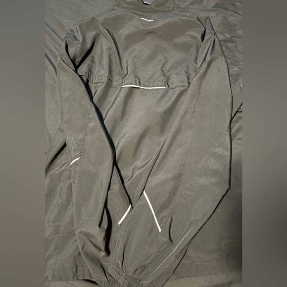 New Balance running jacket - Picture 2 of 5